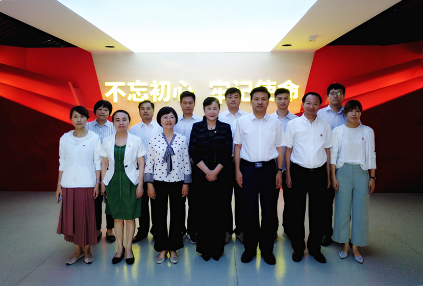微信图片_20190615165439_副本_副本.jpg