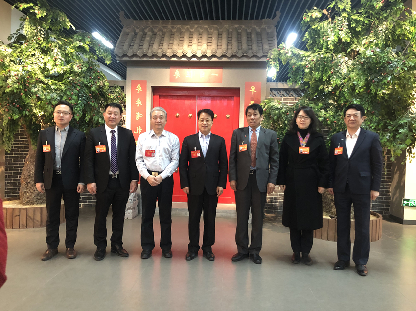 微信图片_20200115214102_副本.jpg